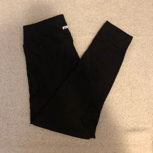 Size M VSPINK Black leggings cropped length